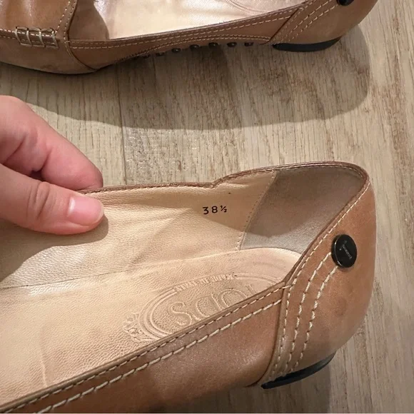 Tod’s tan leather loafers flats EU 38.5 - Picture 7 of 7